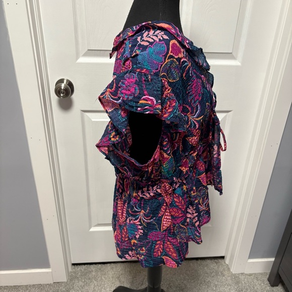 Torrid Top - Picture 2 of 7